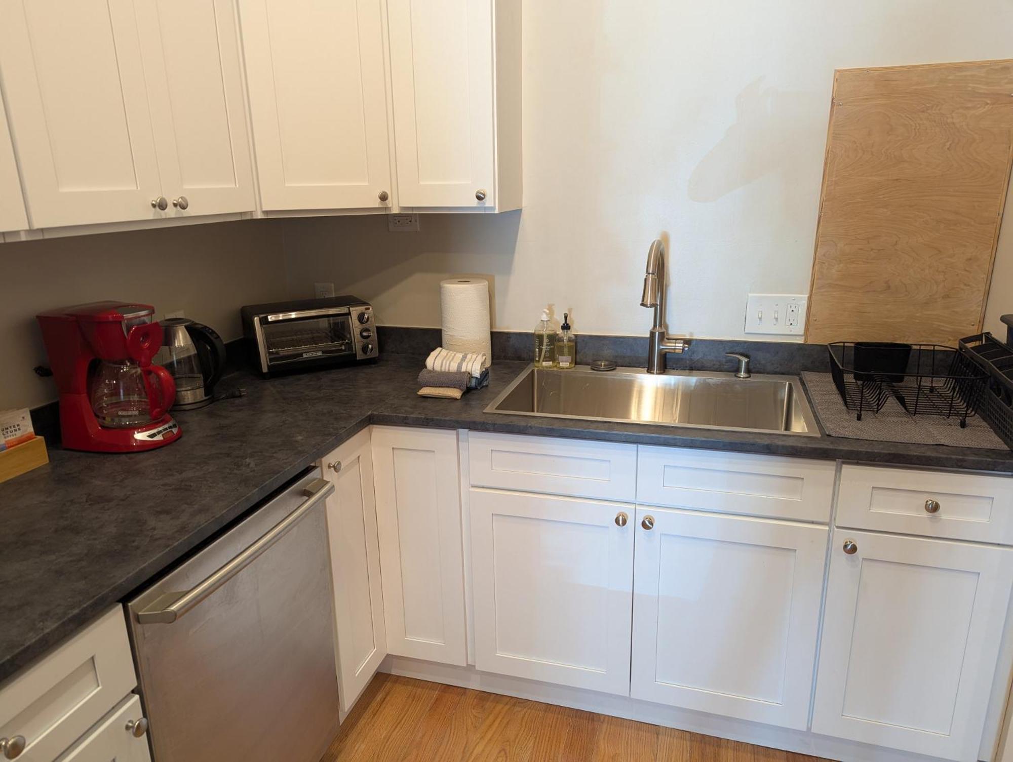 Refresh 3Br Apt New Kitchen! Downtown Durham Exteriör bild